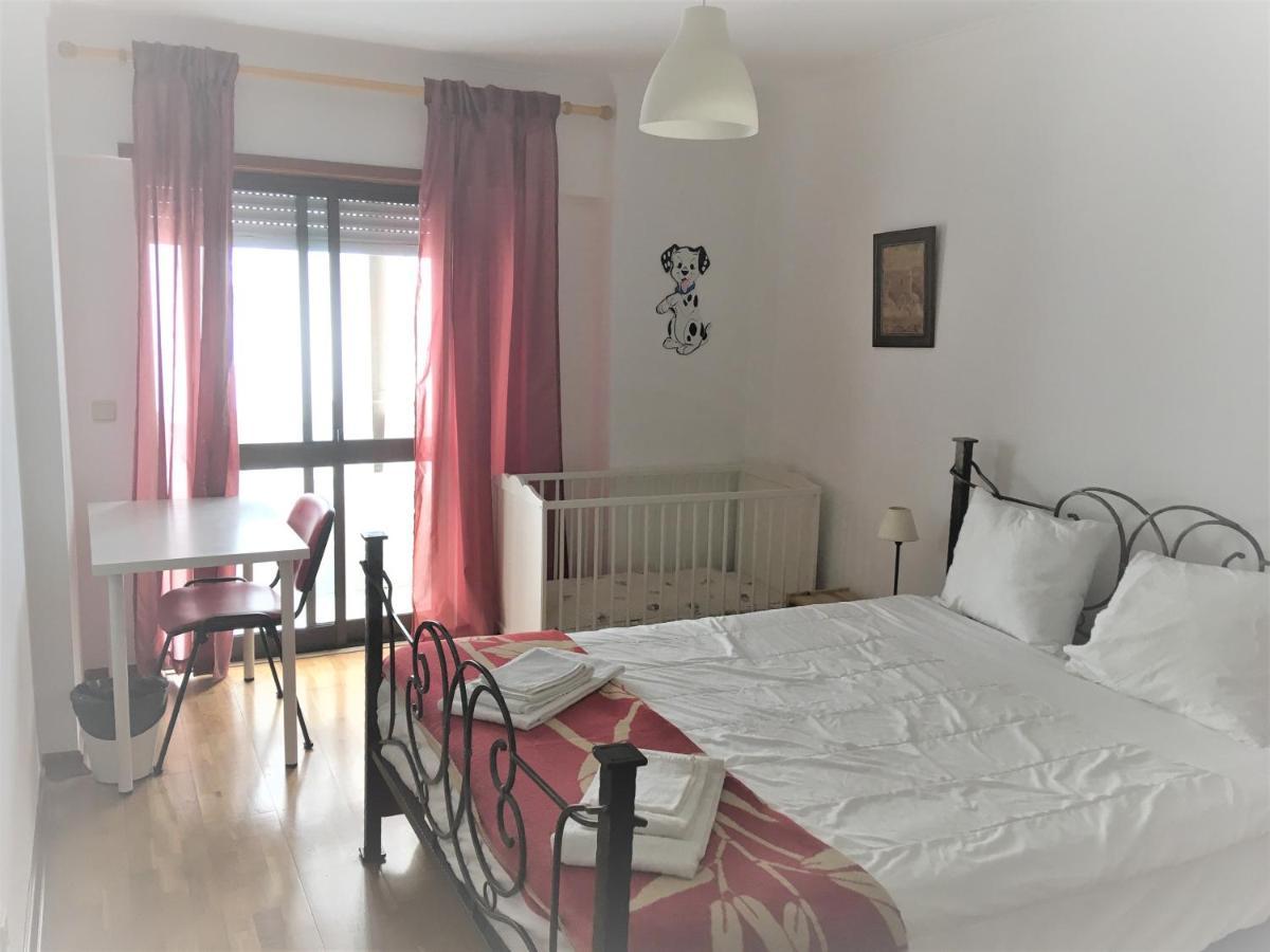 Apartamento Familiar Lisboa Taguspark São Marcos Esterno foto